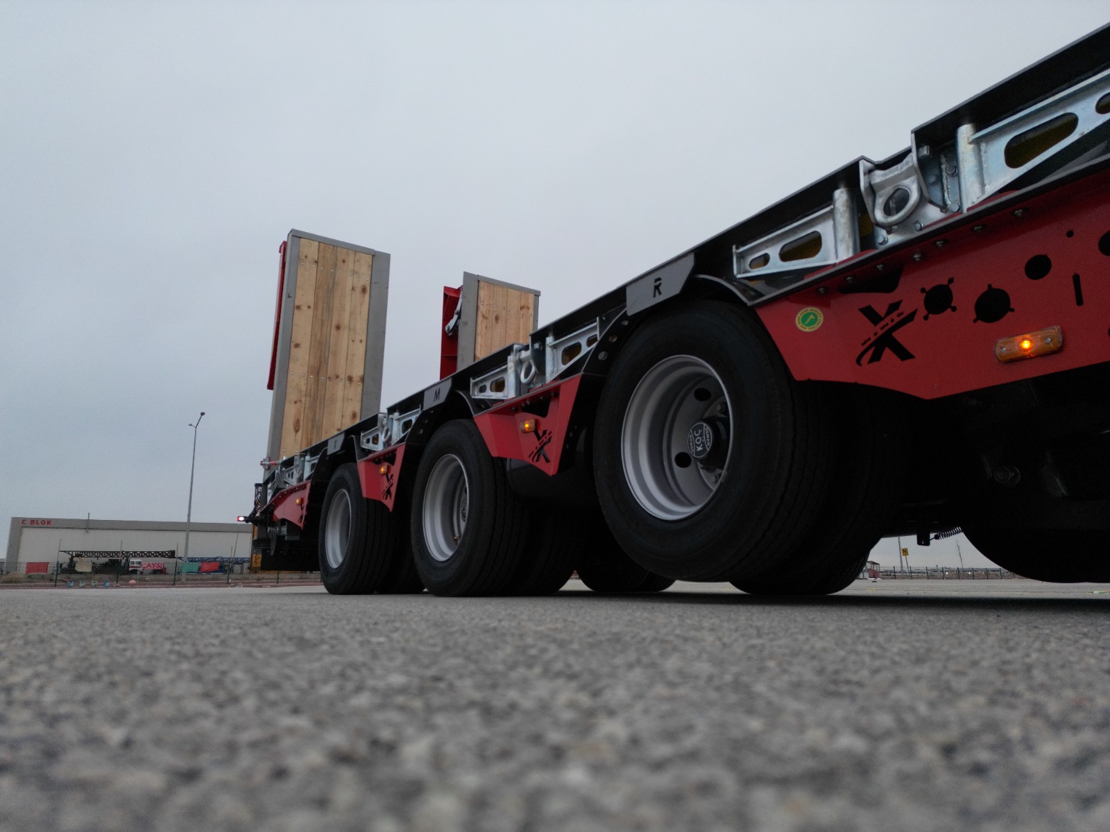 Worldwide freight services